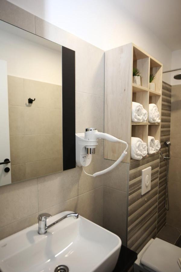 Apartments Artee Free Garage Parking سراييفو المظهر الخارجي الصورة