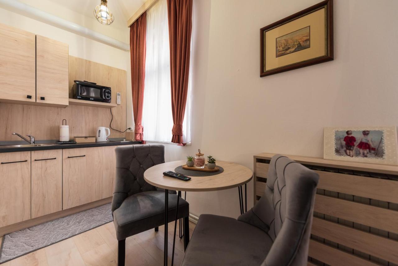 Apartments Artee Free Garage Parking سراييفو المظهر الخارجي الصورة